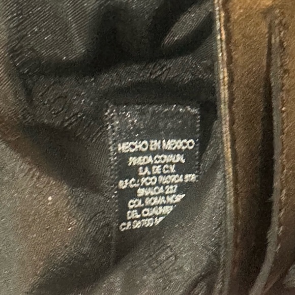 Pineda Covalin Black and Red Floral Wallet with Folk Art Design - Picture 5 of 7